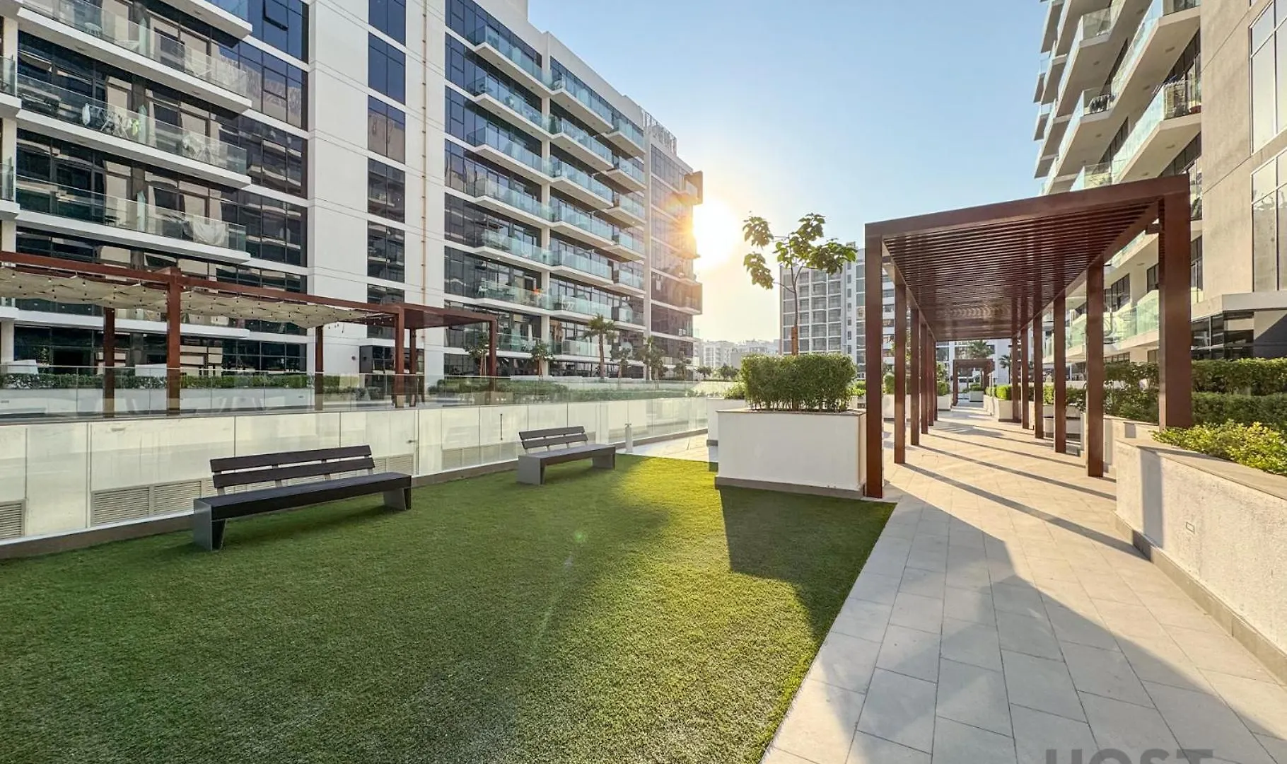 Bright 2Br At Azizi Riviera, Mbr Appartement Dubai