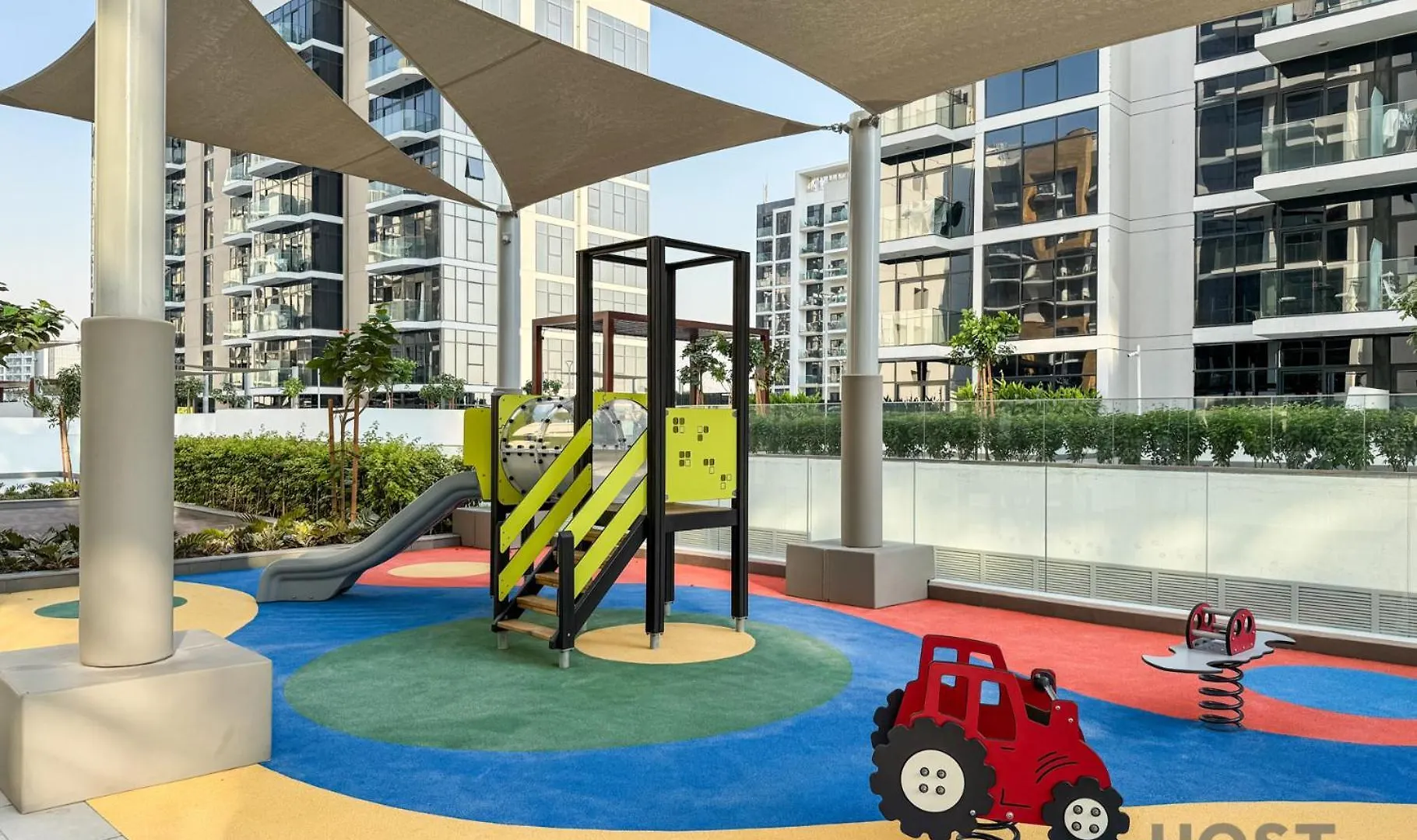 Bright 2Br At Azizi Riviera, Mbr Appartement Dubai